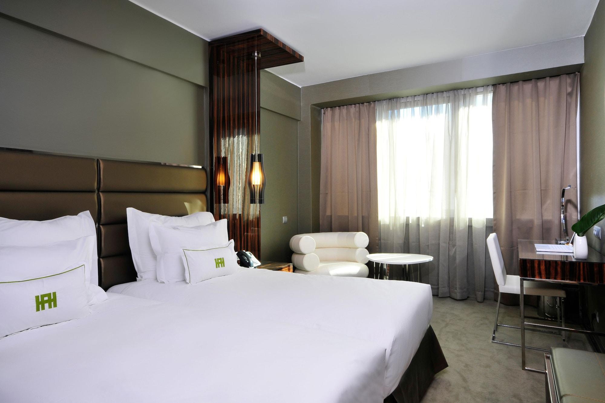 Altis Grand Hotel Lisbon Room photo A room at the hotel